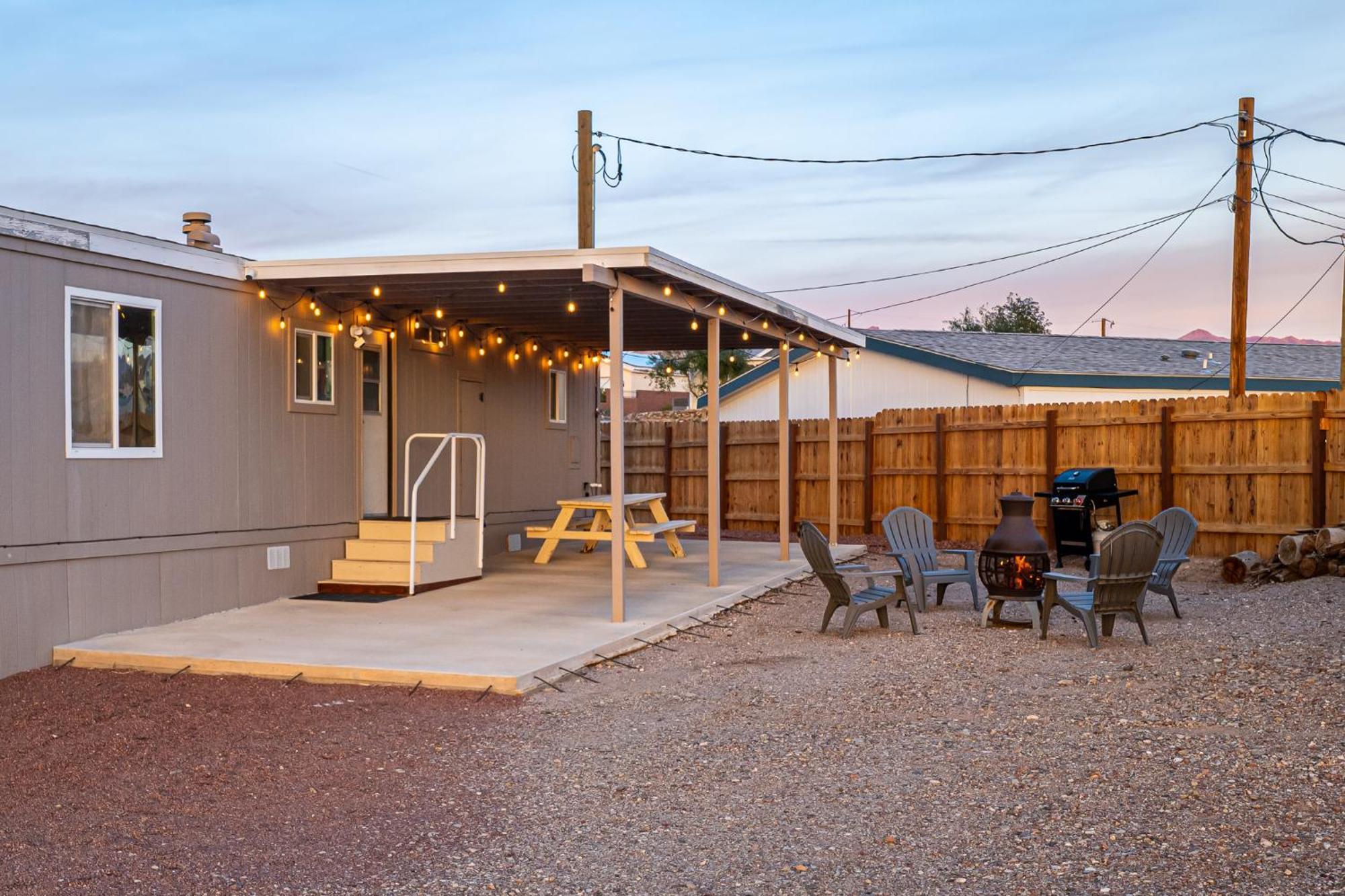 Magnificent & Tranquil Home, Mountain Views , 8 Mins To Casinos & River, Fire Pit, Bbq Bullhead City Exteriér fotografie