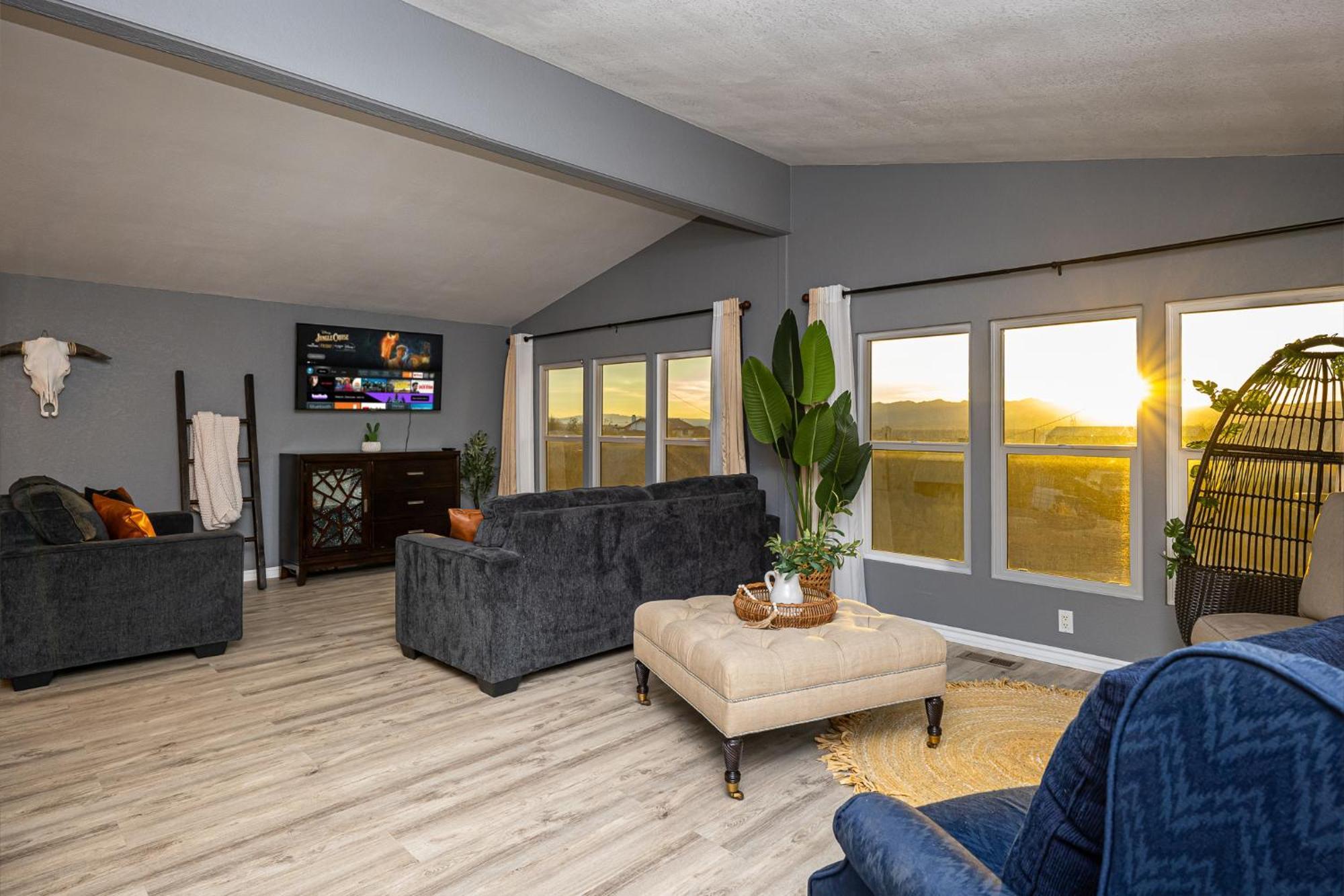 Magnificent & Tranquil Home, Mountain Views , 8 Mins To Casinos & River, Fire Pit, Bbq Bullhead City Exteriér fotografie
