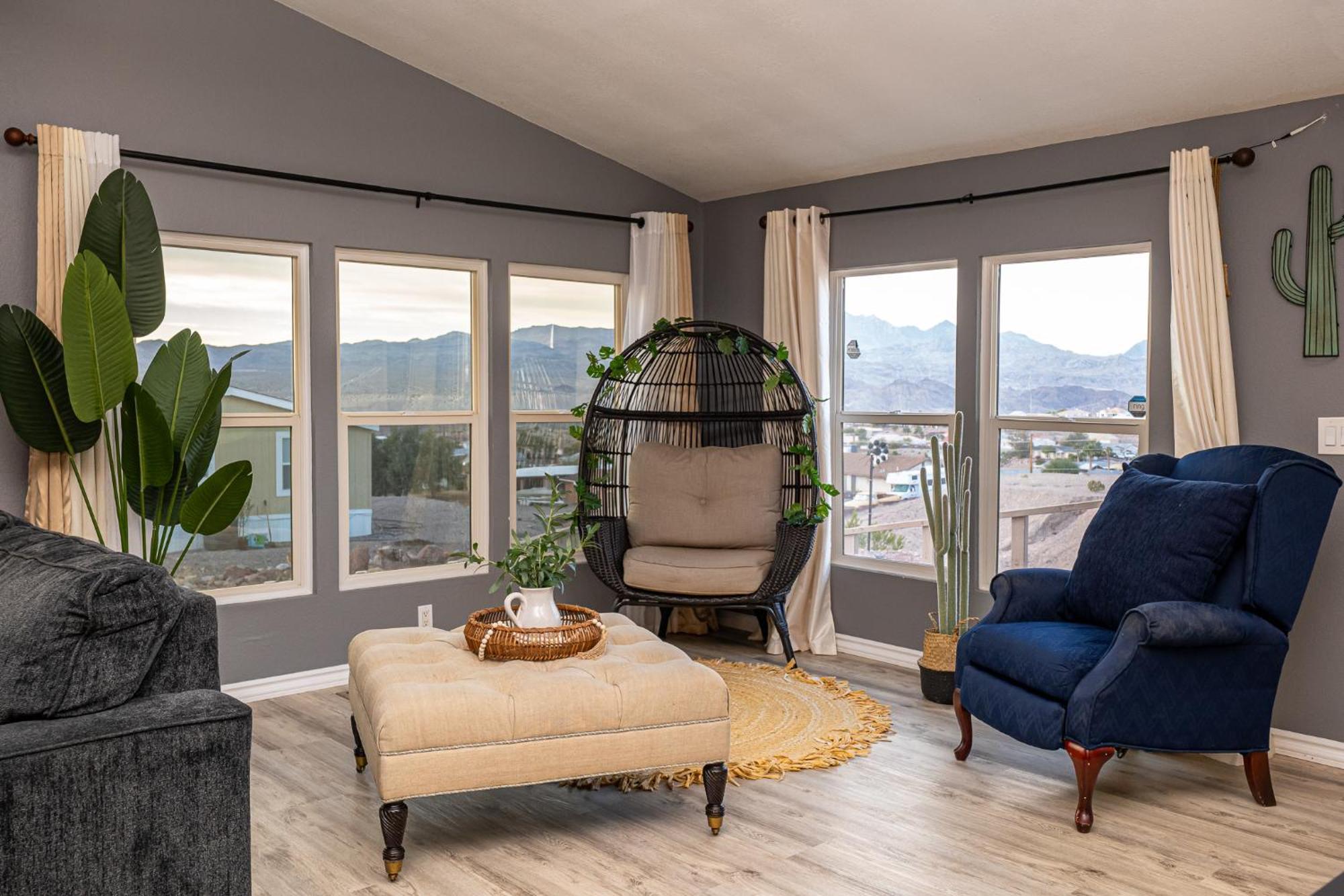 Magnificent & Tranquil Home, Mountain Views , 8 Mins To Casinos & River, Fire Pit, Bbq Bullhead City Exteriér fotografie